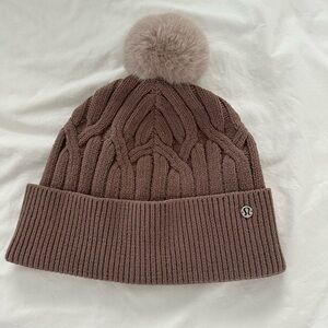 Lululemon Cable-Knit Pom-Pom Beanie